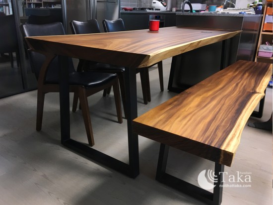 Dining table of pure western tamarind wood 1800×800