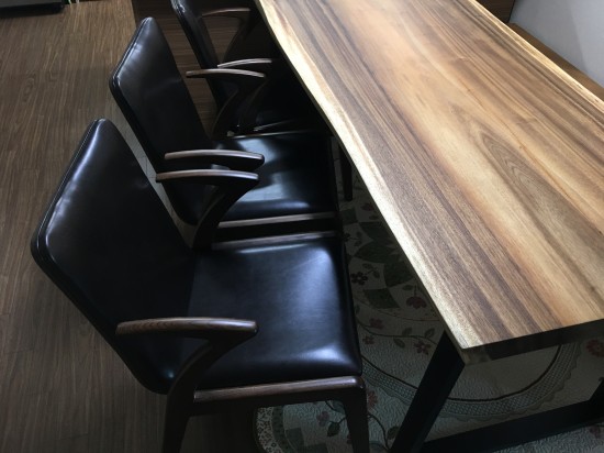 Pure tamarind wood table 1600×700