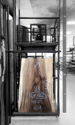 Raintree Wood Table Top 1.4m - MT122 Raintree Wood Table Top 1.4m - MT122