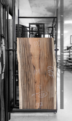 Raintree Wood Table Top 1.9m - MT135 Raintree Wood Table Top 1.9m - MT135