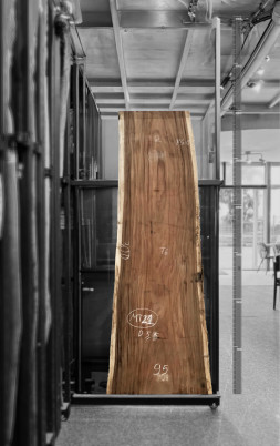 Raintree Wood Table Top 3m - MT21 Raintree Wood Table Top 3m - MT21