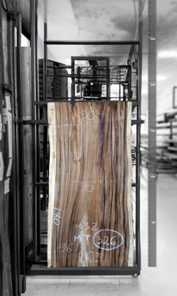 Raintree Wood Table Top 1.8m - MT326 Raintree Wood Table Top 1.8m - MT326